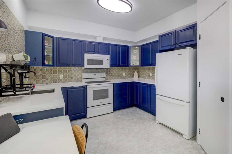 2452-151 Country Village Road NE, Calgary — listing photo 7