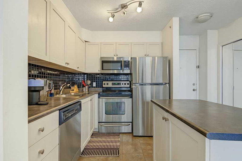 1012, 1111 6 Avenue SW, Downtown West End — interior photo 7