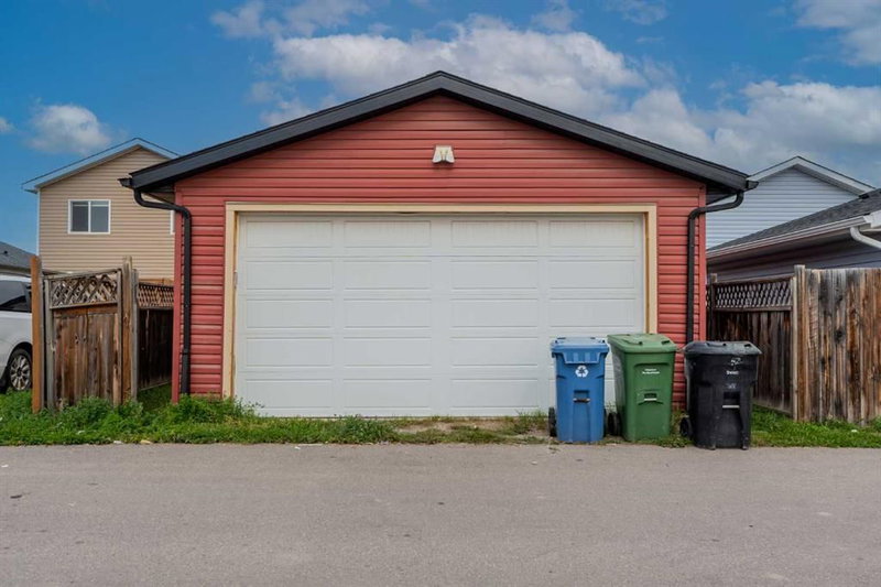 65 Martinvalley Road NE
