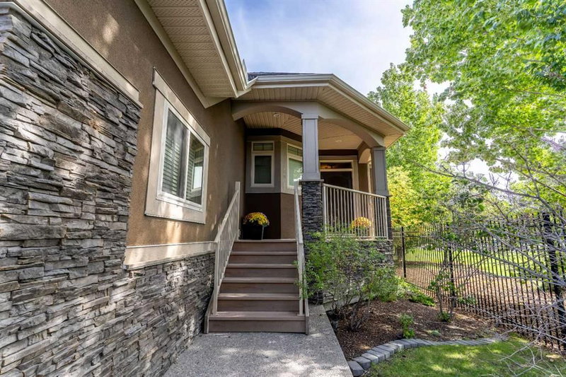 123 West Grove Rise SW