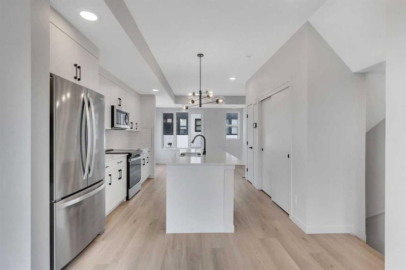120 Arbour Lake Court NW, Arbour Lake — interior photo 6