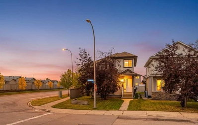 100 Fireweed Crescent