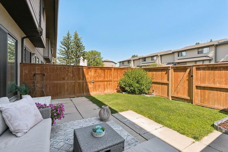 9, 5019 46 Avenue SW, Glamorgan — interior photo 5