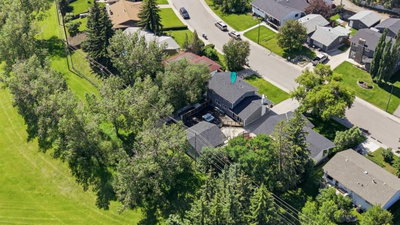 20 Mapleglade Close