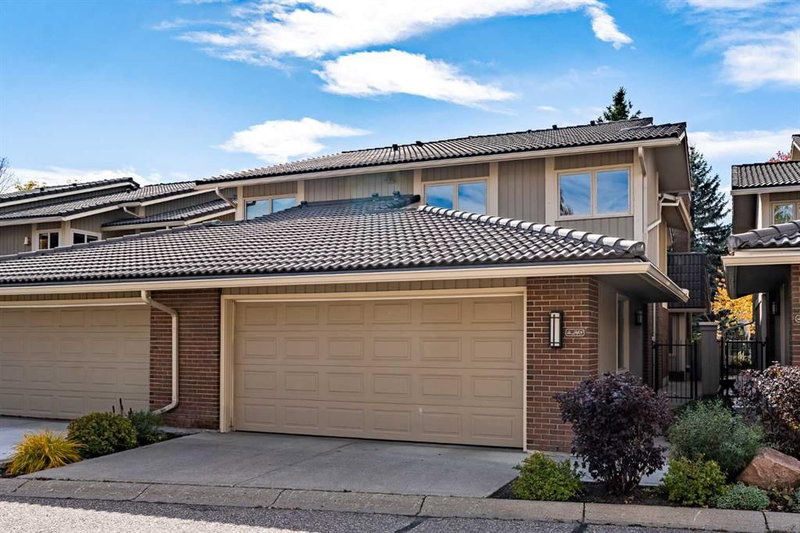 248 - 20 Midpark Crescent SE