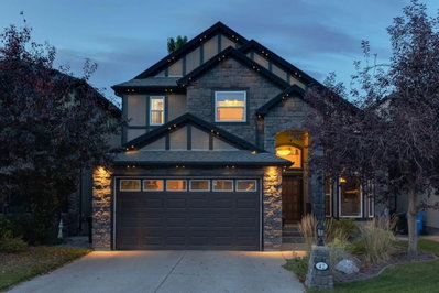 42 West Cedar Place