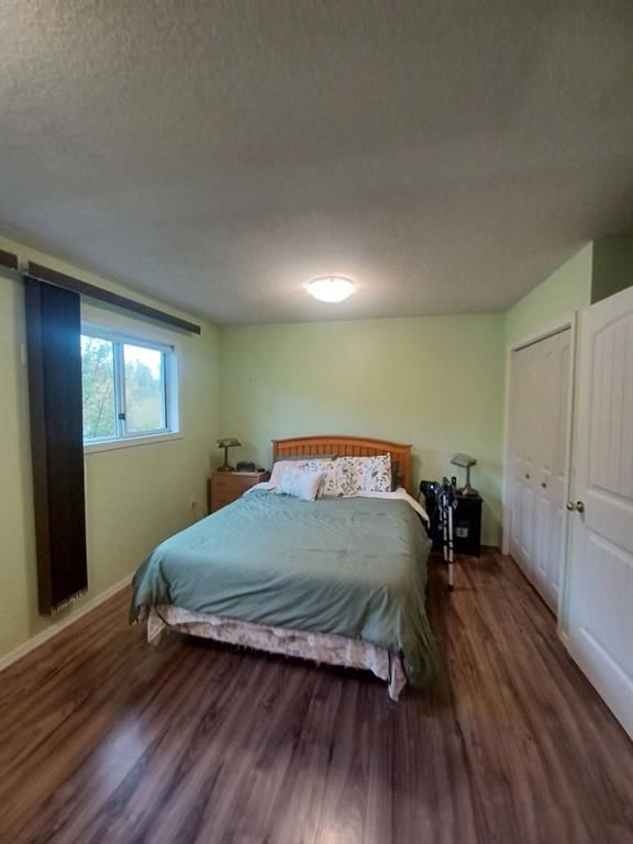 14 - 745067 Range Road 55
