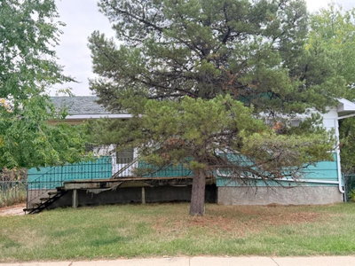 714 2 Street