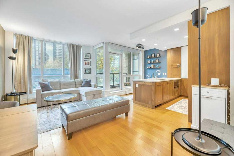 220 - 222 Riverfront Avenue SW