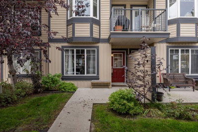 5 - 133 Copperpond Heights SE