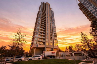 1003 - 77 Spruce Place