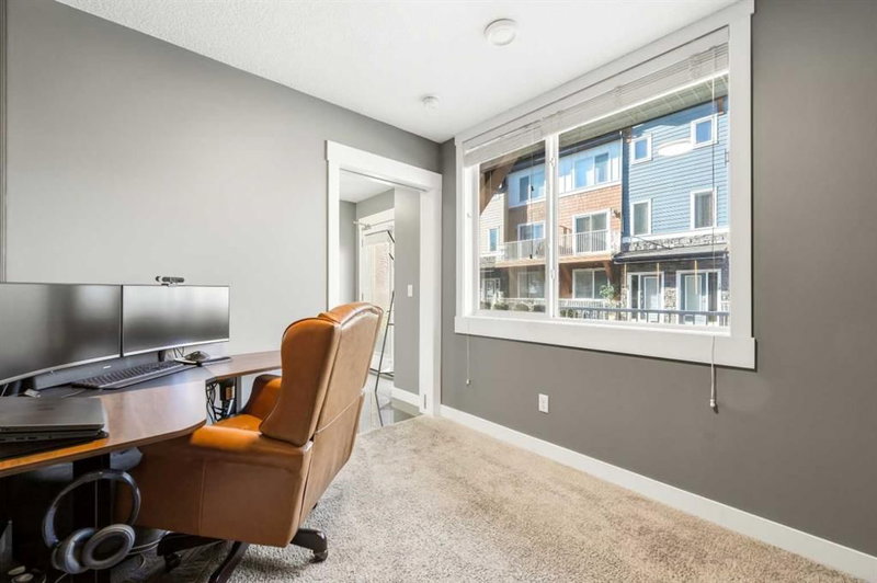30, 111 Rainbow Falls Gate, Rainbow Falls — interior photo