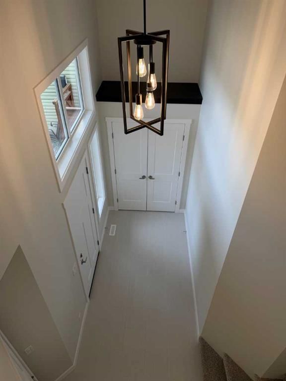 25 Thatcher Avenue