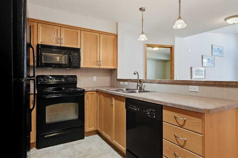 313 - 380 Marina Drive