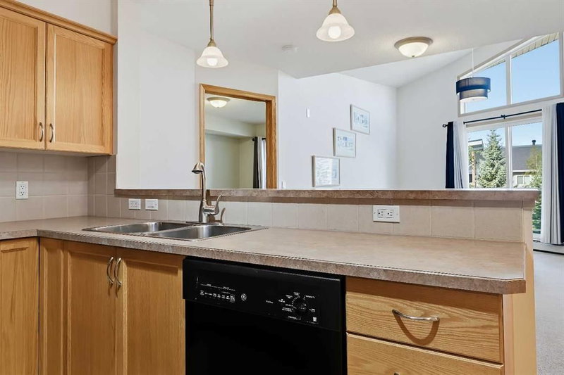 313, 380 Marina Drive, Westmere — interior photo