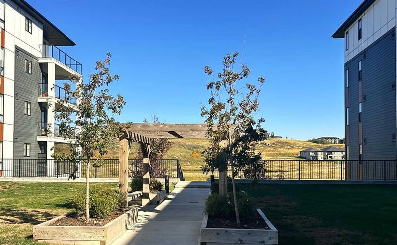 6211 - 15 SAGE MEADOWS Landing NW