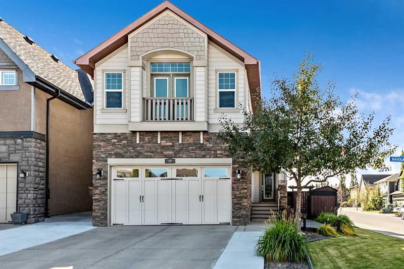 29 Mahogany View SE