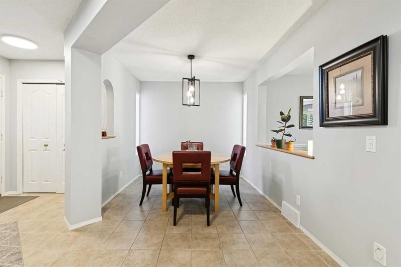 118 Citadel Crest Park NW