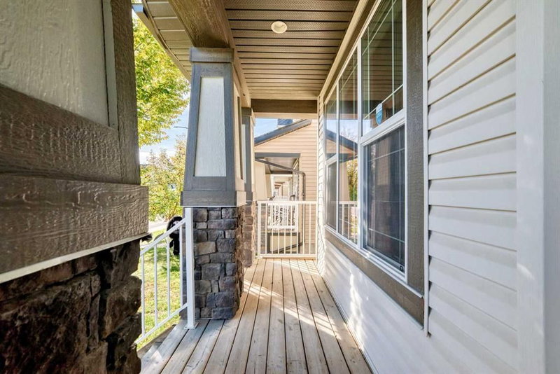 83 Legacy Crescent SE