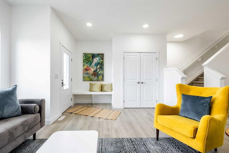 713 Clearview Green
