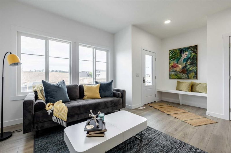 713 Clearview Green