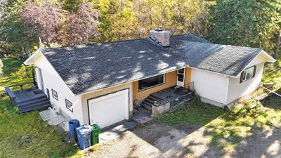 22 College Park Close