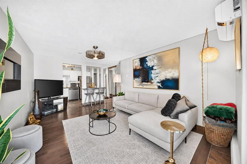 206, 1810 11 Avenue SW, Sunalta — interior photo
