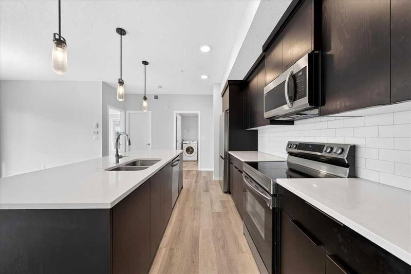 1202 - 220 Seton Grove SE