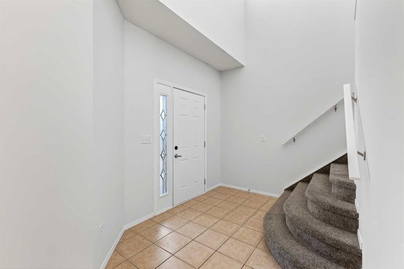 53 Royal Birch Way NW, Royal Oak — interior photo