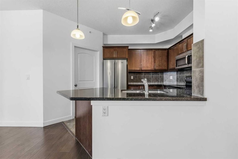 313 - 15304 Bannister Road SE