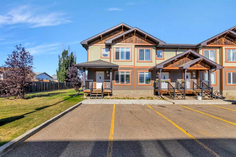 9 - 4738 13 Street