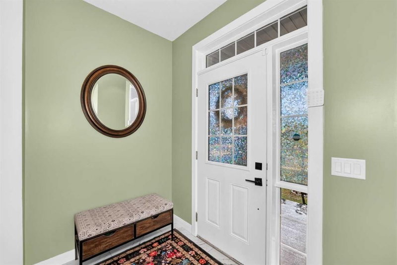 128 Ravenskirk Close SE, Ravenswood — interior photo