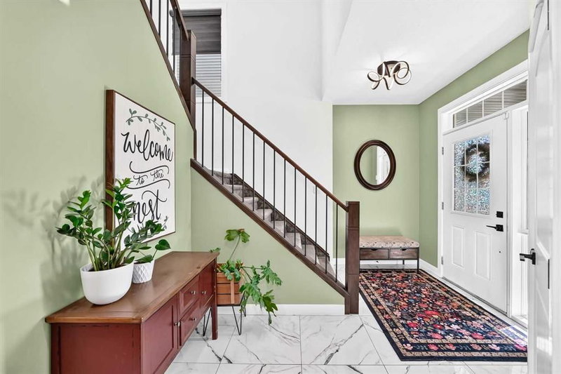 128 Ravenskirk Close SE, Ravenswood — interior photo 5
