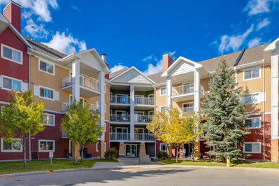 4226 - 10 Prestwick Bay SE