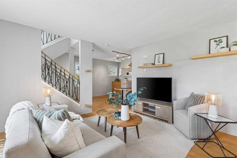 2504 - 7171 Coach Hill Road SW