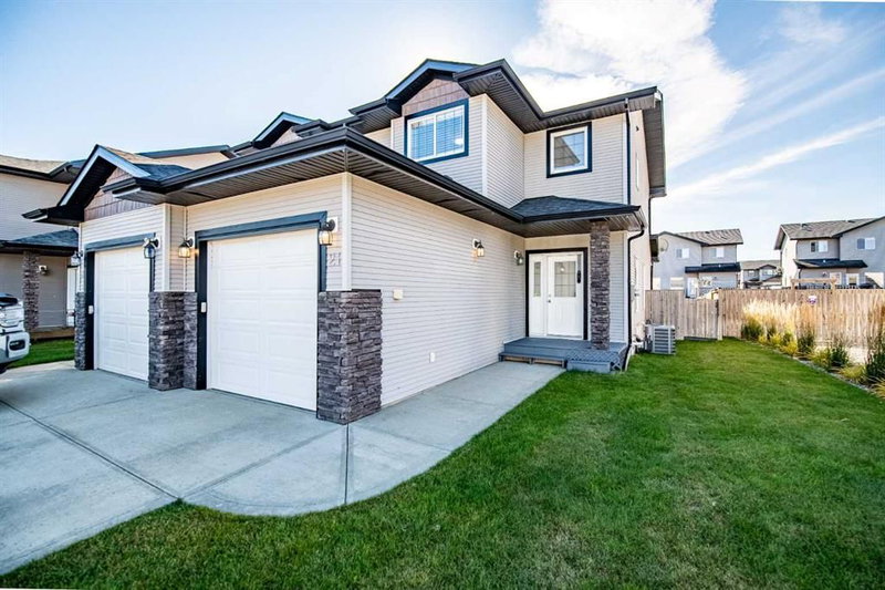 21 Pinetree Close