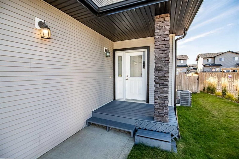 21 Pinetree Close