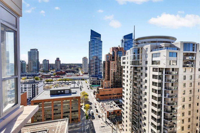 2001, 650 10 Street SW, Downtown West End — interior photo 7
