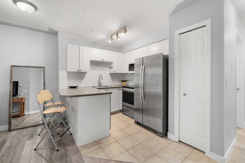 123 - 345 Rocky Vista Park NW