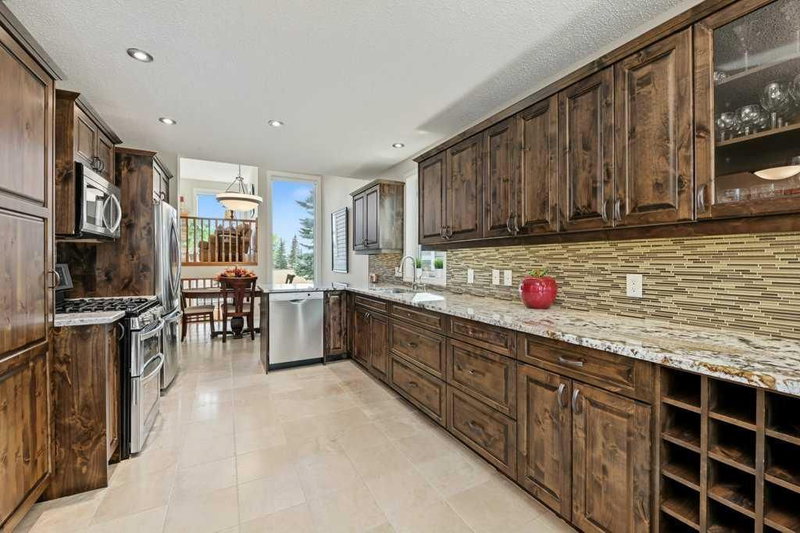 51 Douglasbank Gardens SE, Douglasdale/Glen — interior photo 6