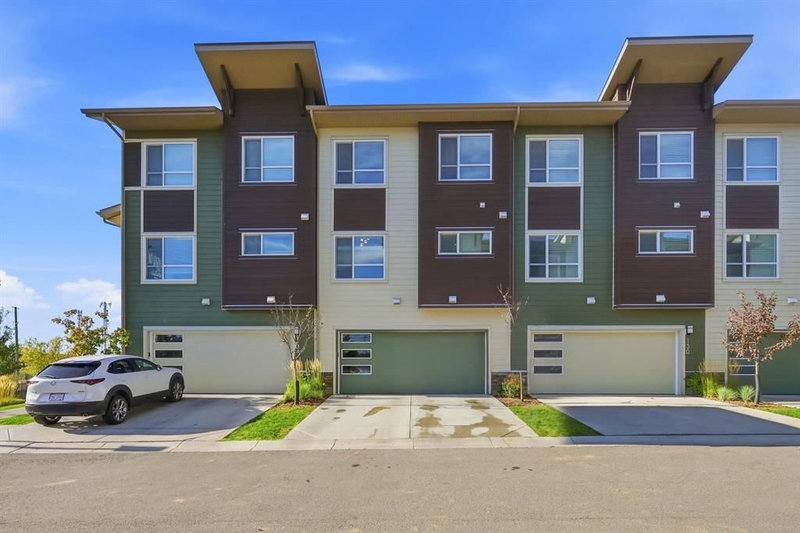 132 Harvest Grove Walk NW