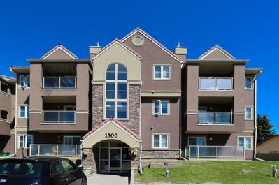 . - 1532 Edenwold Heights NW