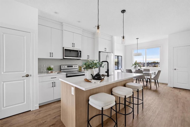 157 Silver Spruce Road SW, Silverado — interior photo 6