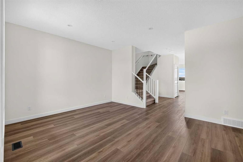 165 Silver Spruce Road SW, Silverado — interior photo