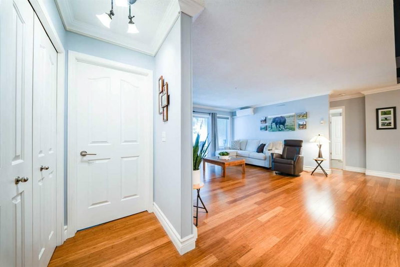 2107, 20 Harvest Rose Park NE, Harvest Hills — interior photo
