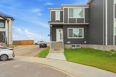 118 Saddlelake Manor NE