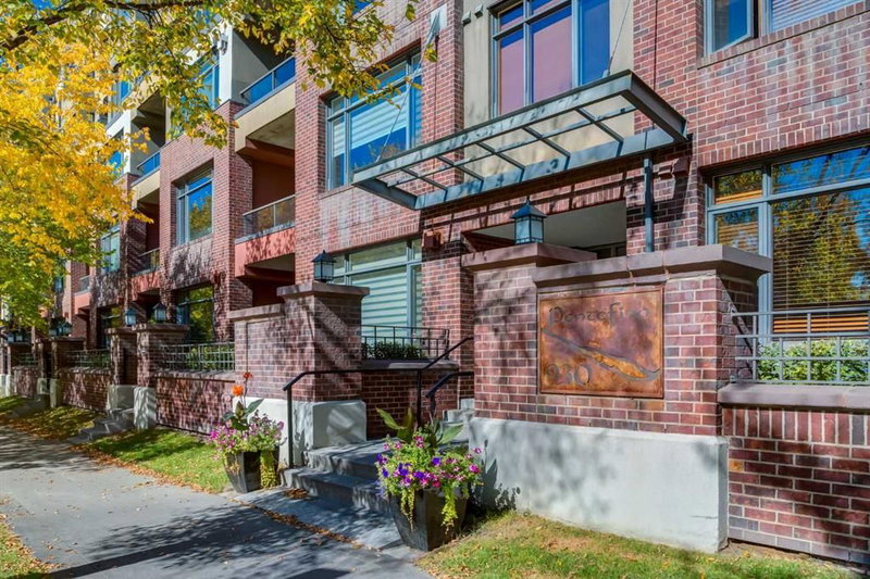 626 - 930 Centre Avenue NE
