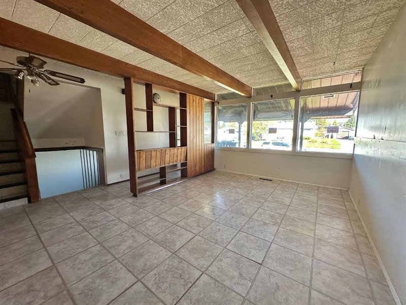 4727 Ravine Drive