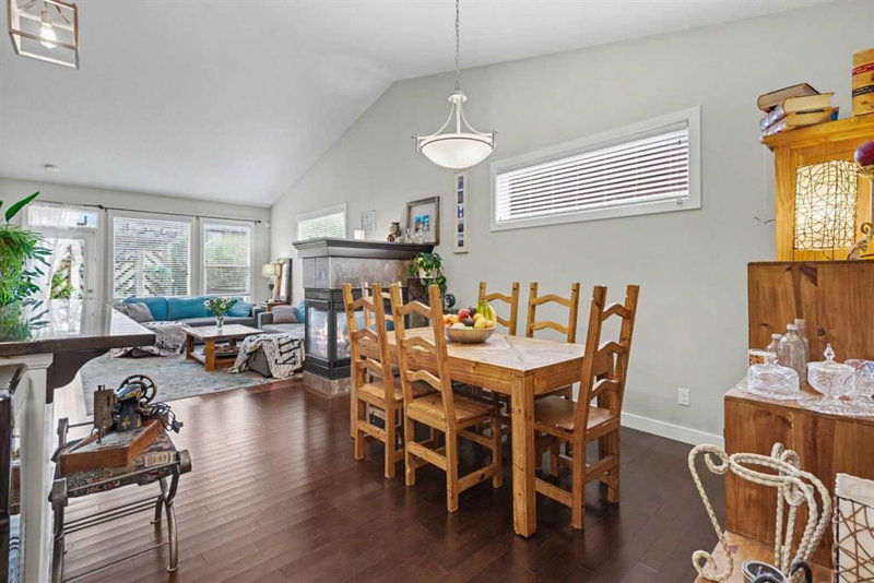 541 Boulder Creek Green SE