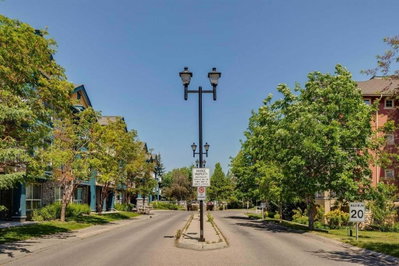 340 - 22 Richard Place SW